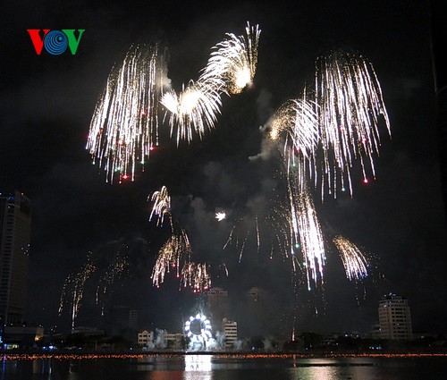 Australian team wins Danang International Fireworks Competition - ảnh 1